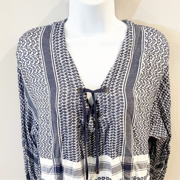 Rails Lily Blouse in Sapphire Jacquard Long Sleeve Lace Up Front Size XS - Picture 5 of 11